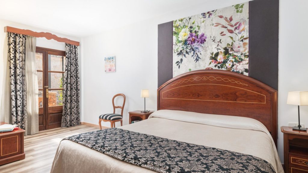 Hotel Rooms - monnaber nou accomodation ap superior - Hotel Rural Monnaber Nou Mallorca