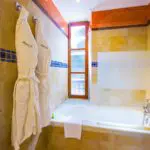 Galería de Fotos - habitacio banyo 07 Large - Hotel Rural Mallorca Monnaber Nou