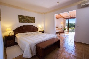 monnaber_nou_deluxe_standard_bed - monnaber nou deluxe standard bed - Hotel Rural Monnaber Nou Mallorca